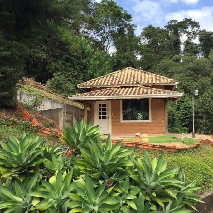 Recanto Dos Beija Flores, Chale Lantana C Monte Alegre do Sul Eksteriør bilde