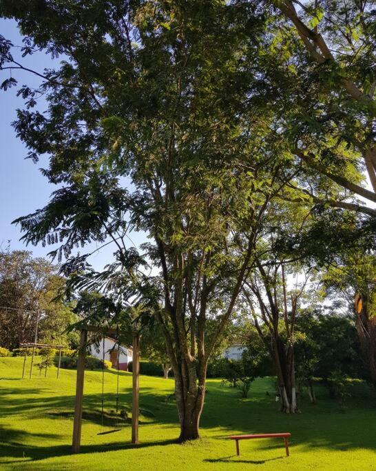 Recanto Dos Beija Flores, Chale Lantana C Monte Alegre do Sul Eksteriør bilde
